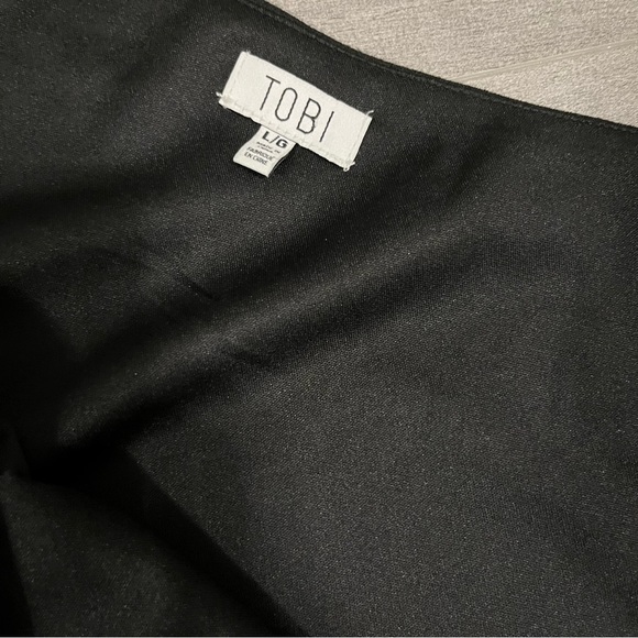 Tobi One Shoulder Dress - Picture 8 of 8